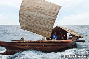 Moken's traditional wooden boat: kabang